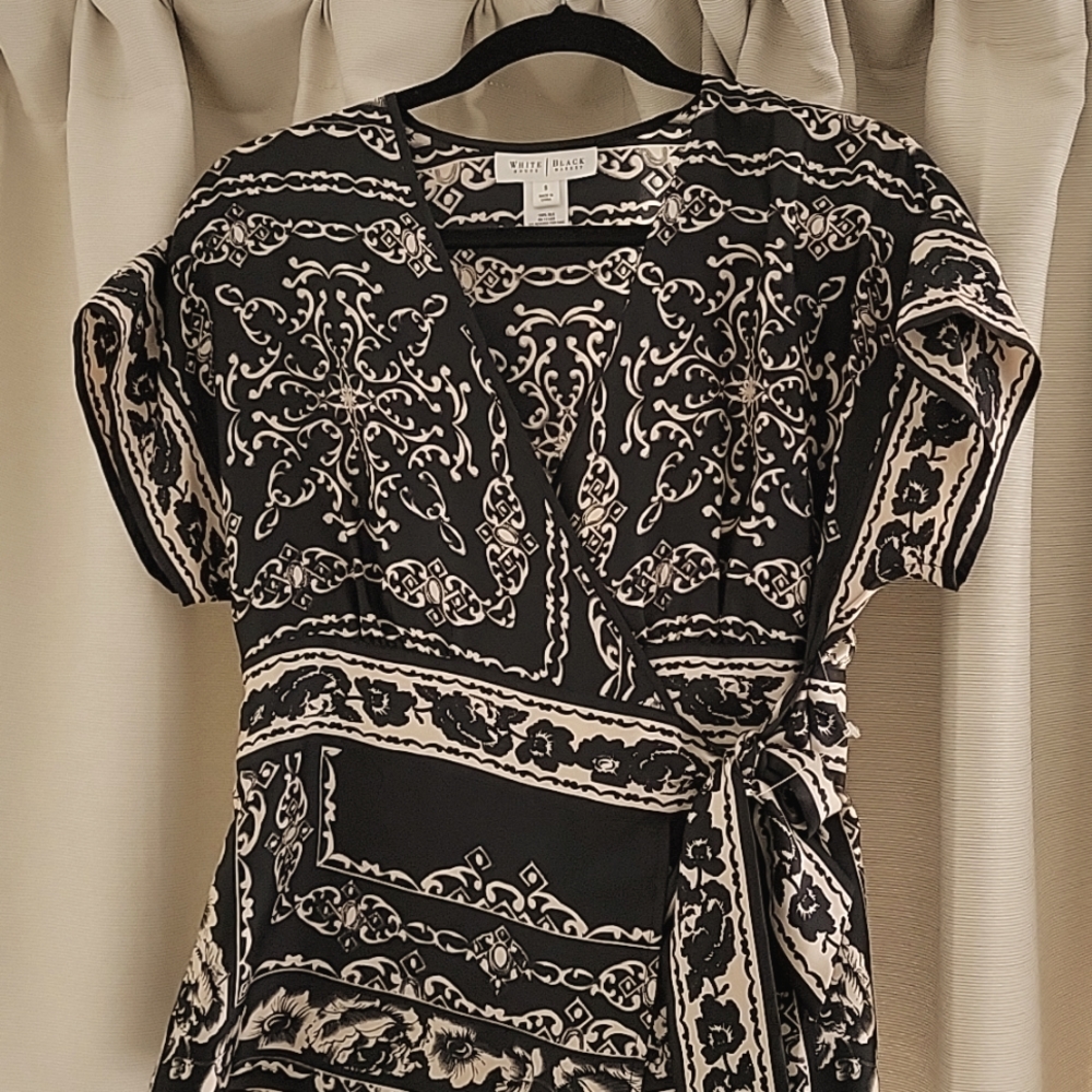 NWOT 100% silk wrap blouse paisley work party wedding White House Black Market